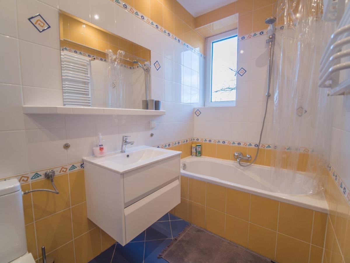 Krosna Street Apartament Gdańsk Kültér fotó
